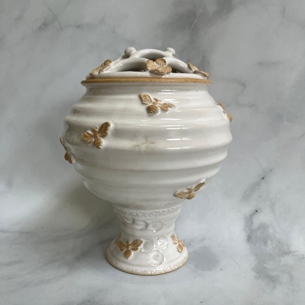 FBV4 Ceramic Vase with Flower Brick - Bee Skep Design
