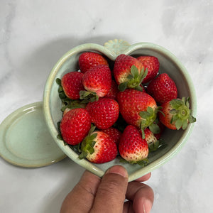 BB5 Green Berry Bowl - Heart Shaped