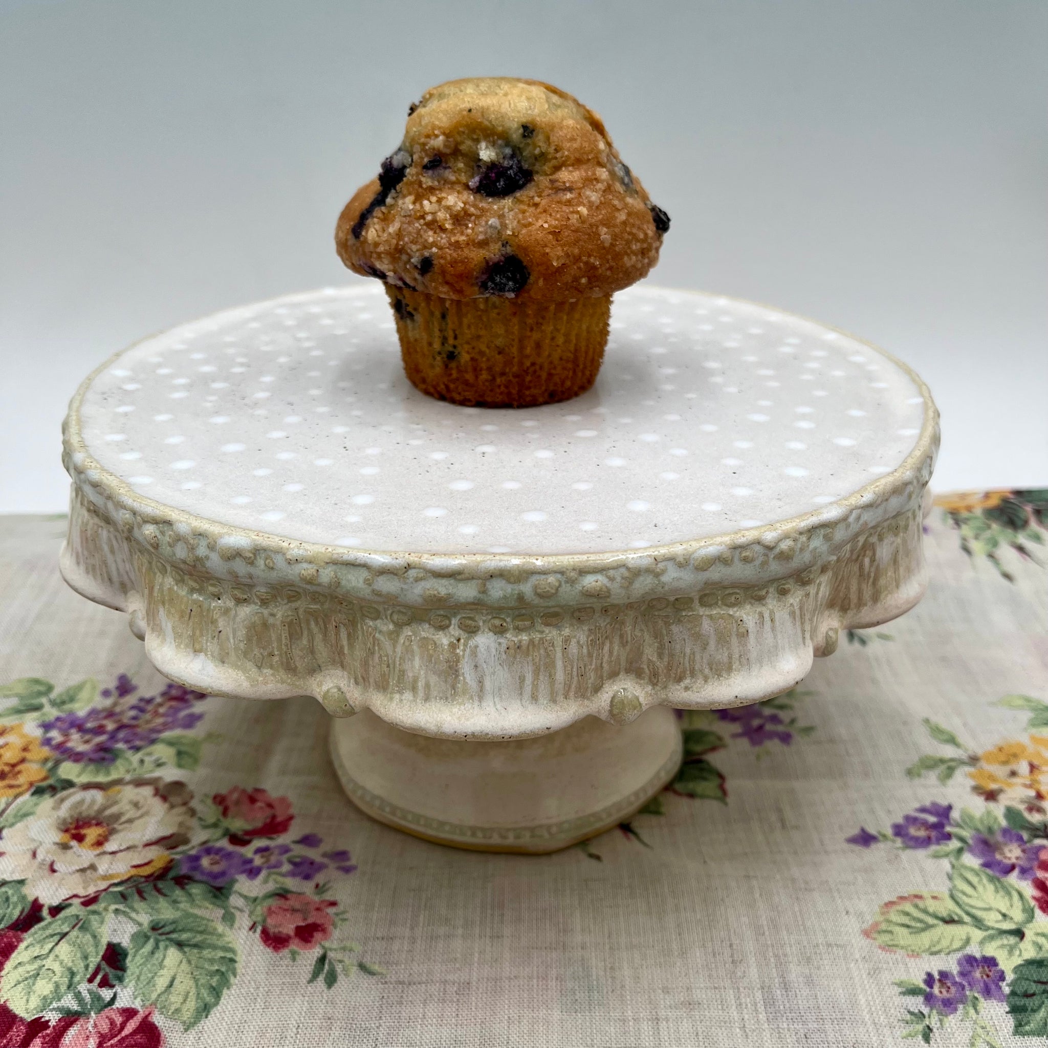 CSC1  Cake Stand Handcrafted Pottery Ceramic Cake Plate for Celebrations