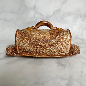 BD2 Ceramic Butter Dish with Vintage Lace Decoration